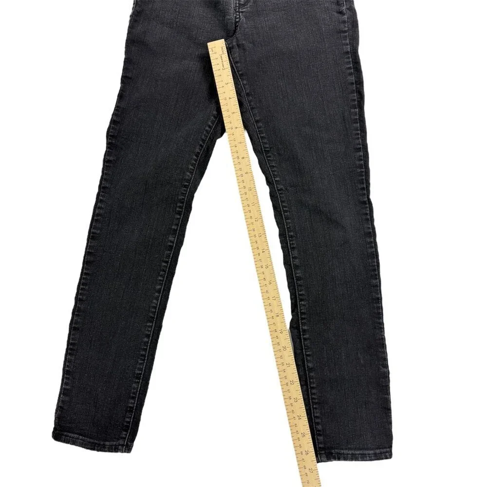 Levi’s 711 Skinny Jeans Women’s Black Wash – Size W27 L28 (US 4) - Picture 14 of 15